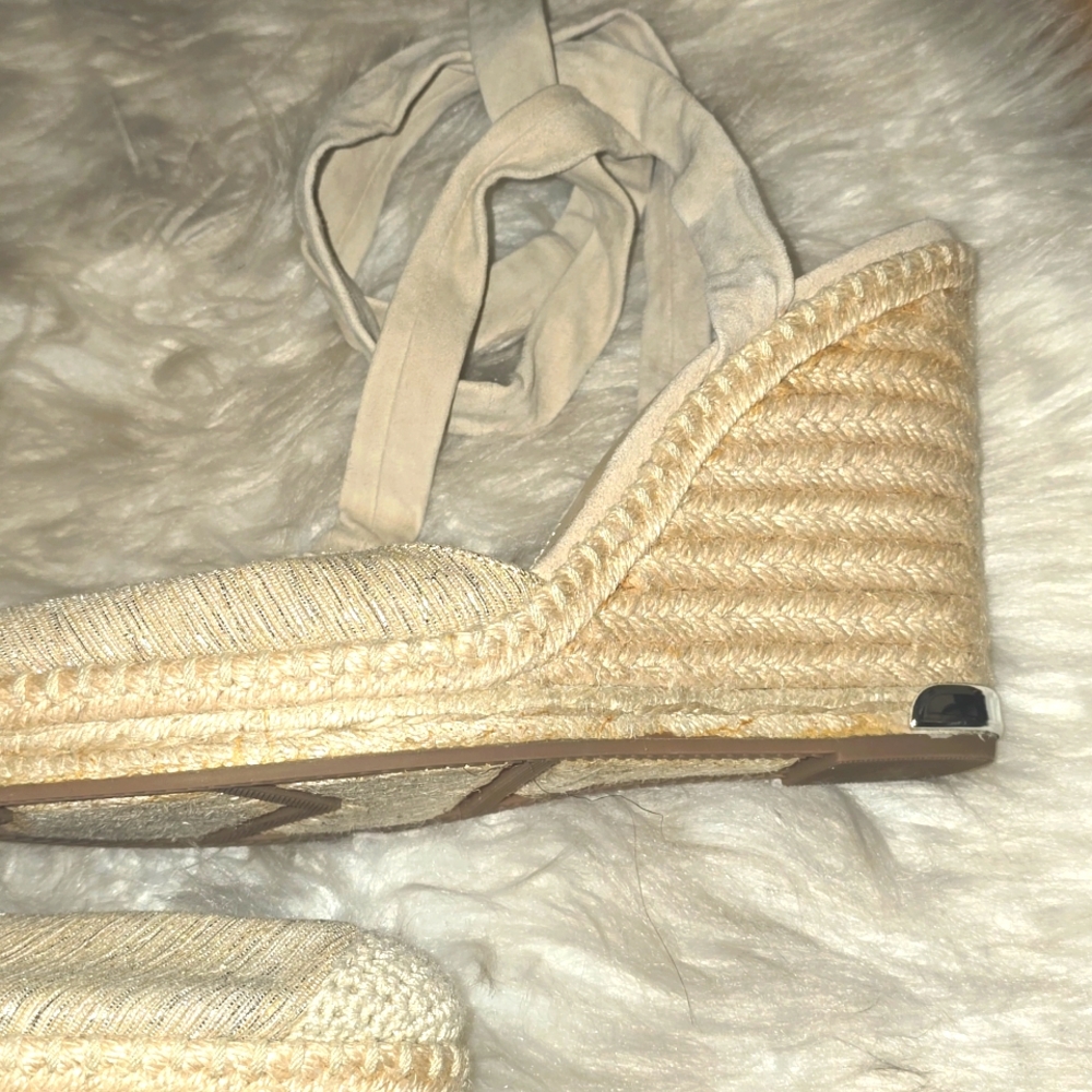 Ivanka Trump Cream Wedges - Picture 5 of 11